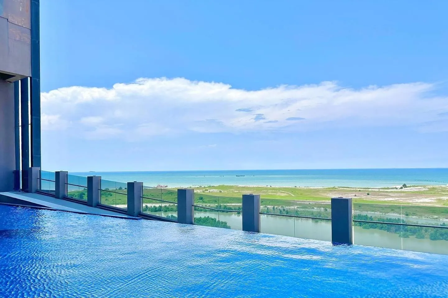 Imperio Residence Melaka 0*, Malacca